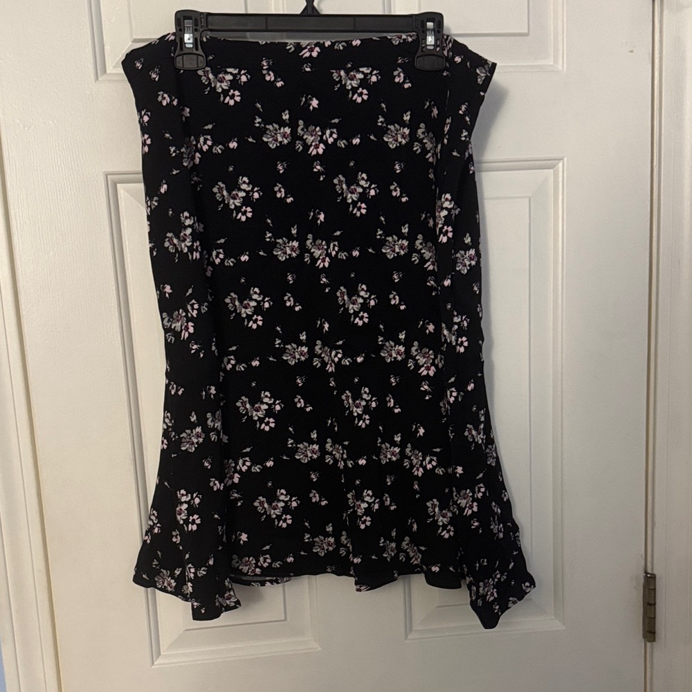 GAP Dark Floral A-Line Skirt